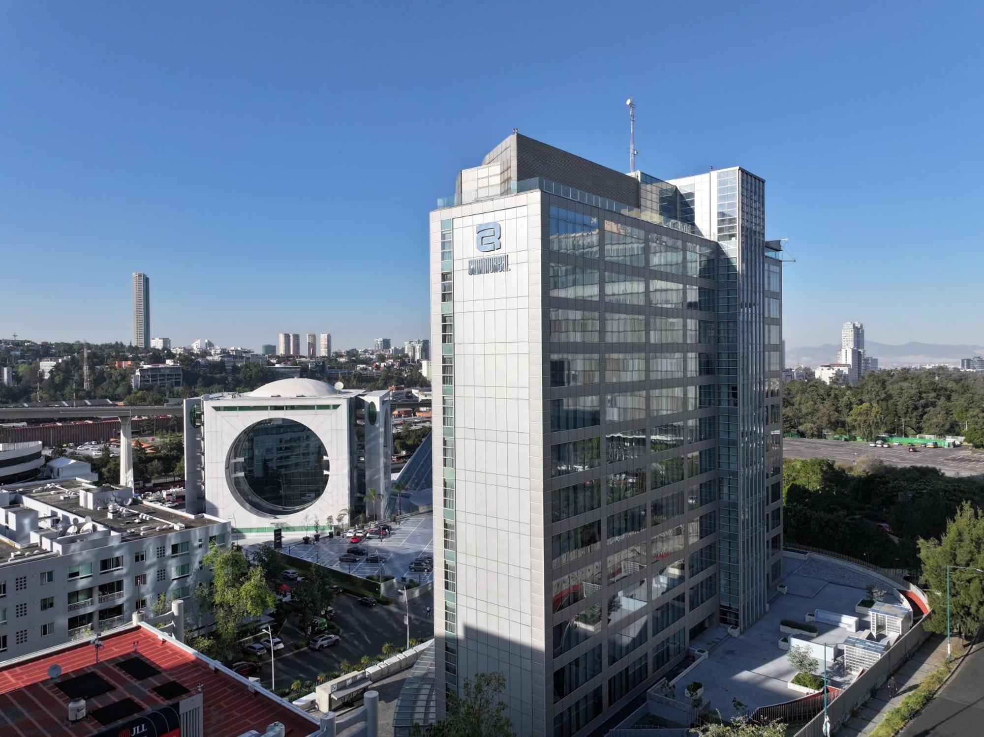 מלון מקסיקו סיטי Camino Real Santa Fe מראה חיצוני תמונה Headquarters of the National Institute of Statistics and Geography in Mexico City